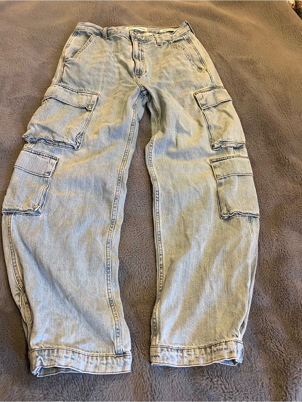 Denim Forum Women’s 38 Cargo Style Barrel Jeans With Snaps For Flare Light Wash